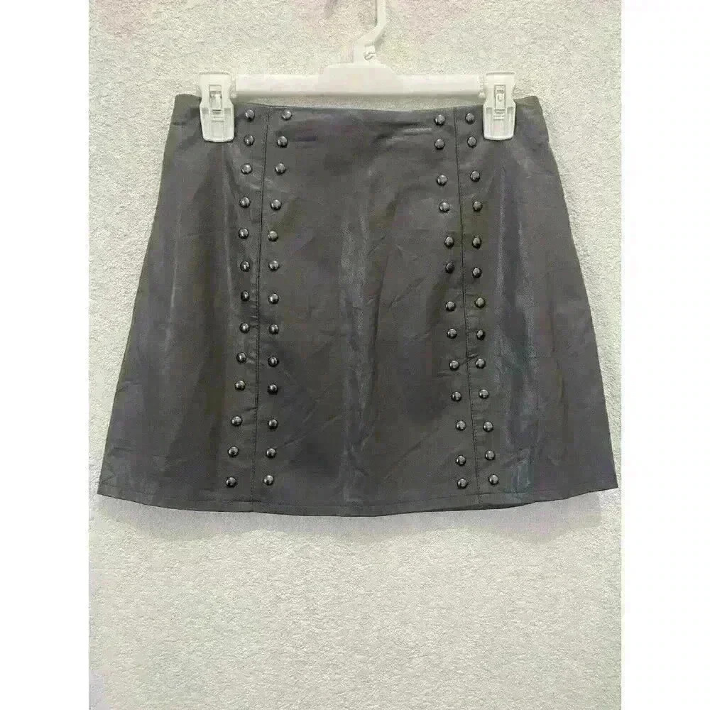 LF Mint Vanilla Dark Grey Faux Leather Studded Mini Skirt Women's Size 8 NWT